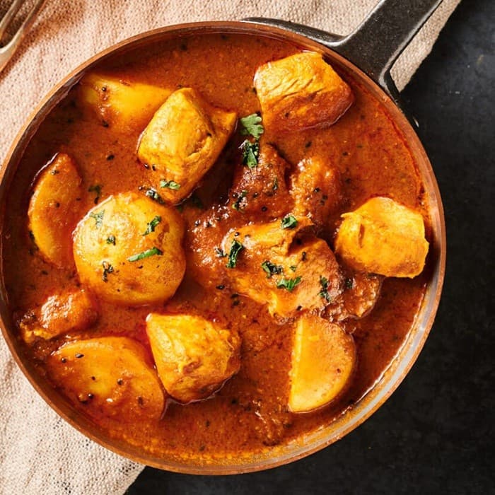 Bengali Chicken Curry with Potatoes
